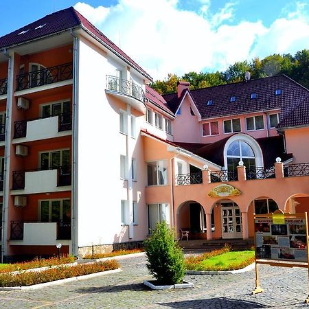 Sonyachna Polyana Hotell Eksteriør bilde
