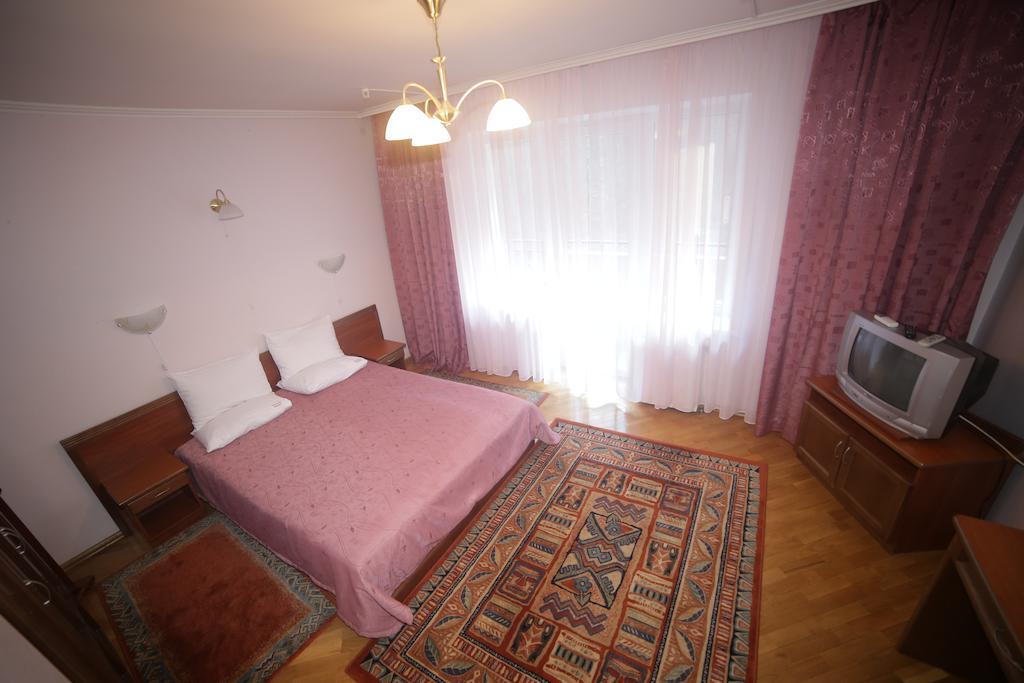 Sonyachna Polyana Hotell Rom bilde